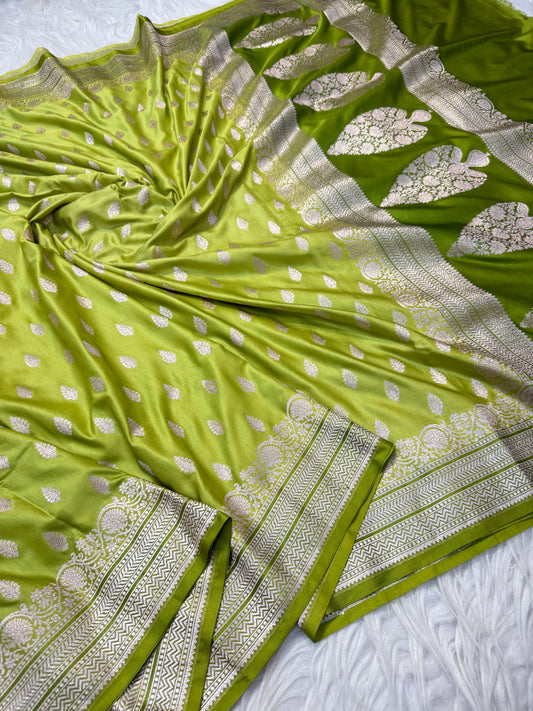 Pista green & mehendi shade premium mashru katan Banarasi saree