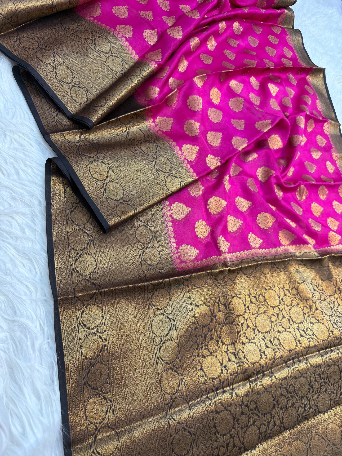 Royal pink black shade warm silk  Banarasi saree