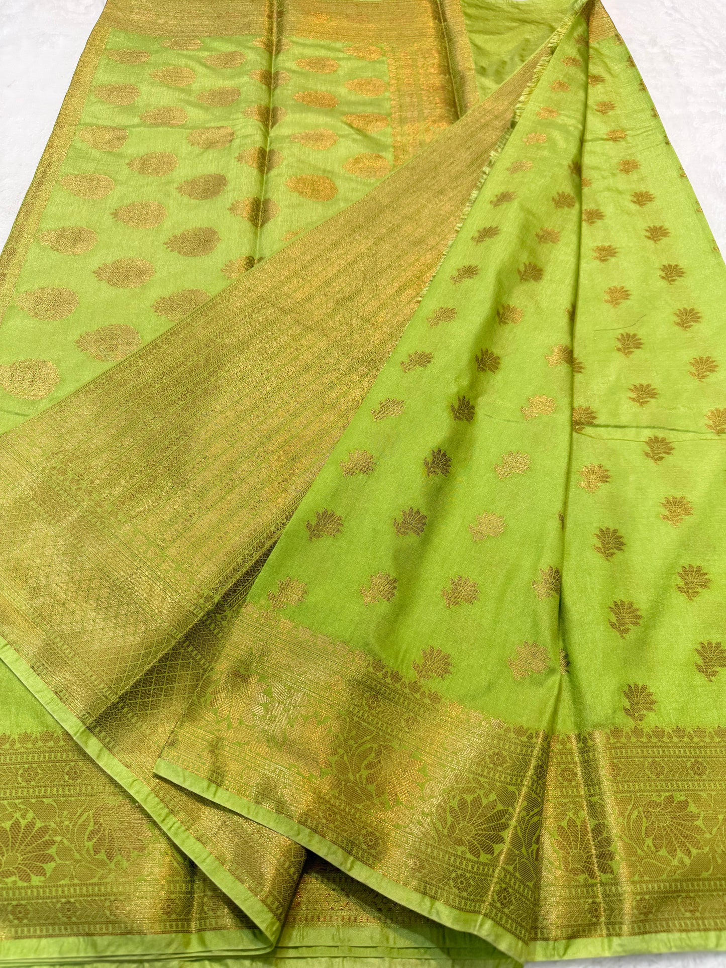 Pista green shade Dupion Silk premium Banarasi Saree