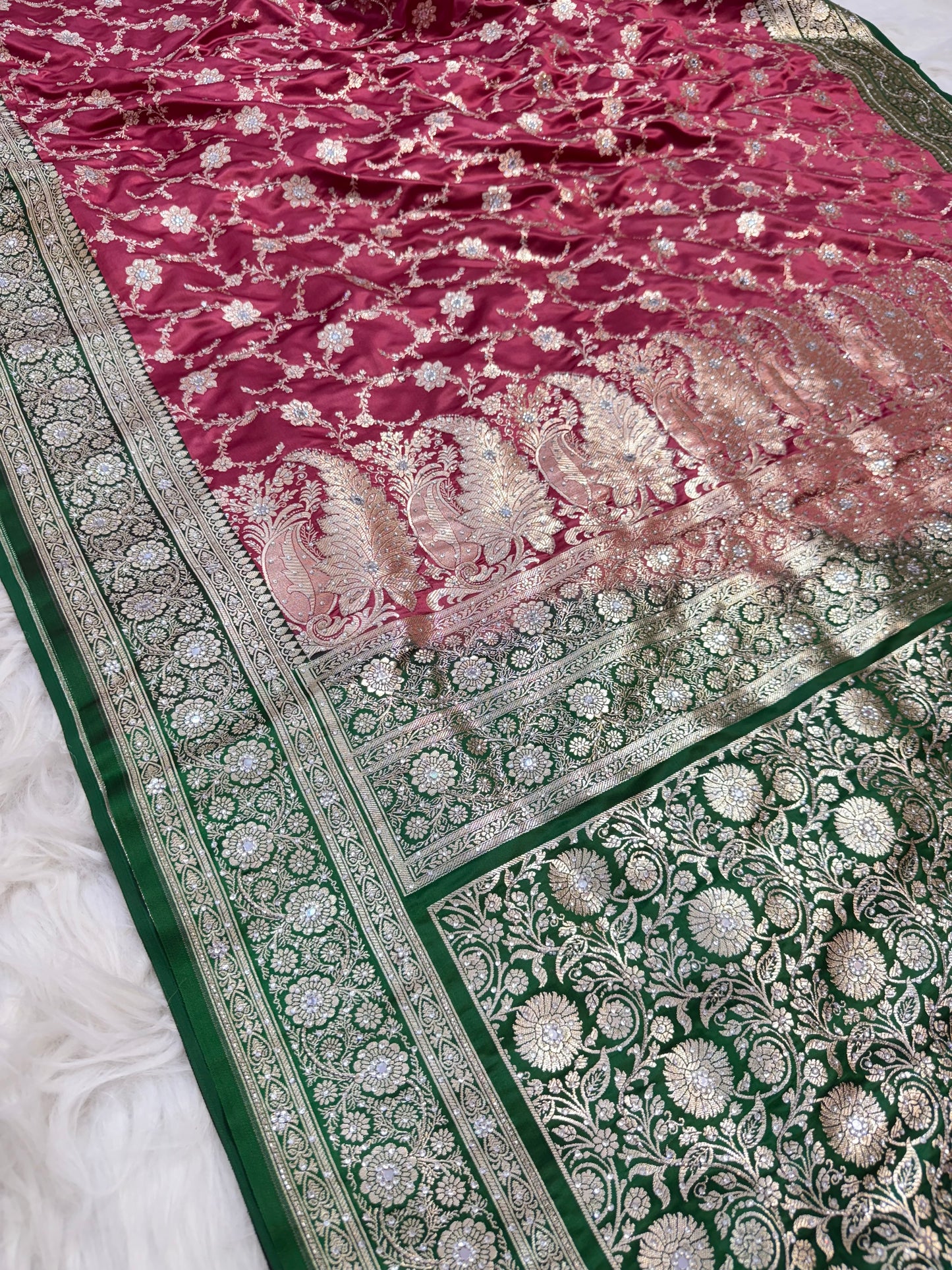 Royal pink & bottle green shade Bridal Satan katan ari & stone work Banarasi silk Saree