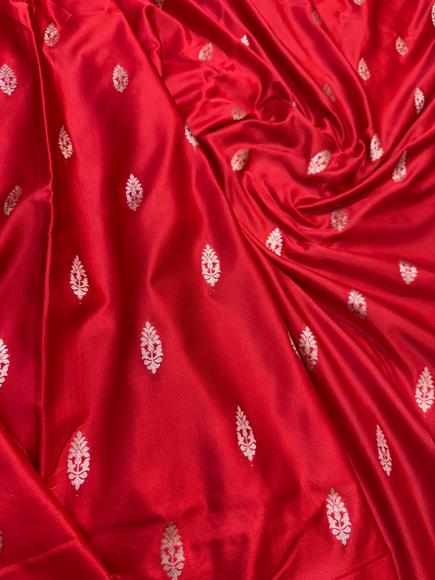 Red & wine premium mashru katan Banarasi saree