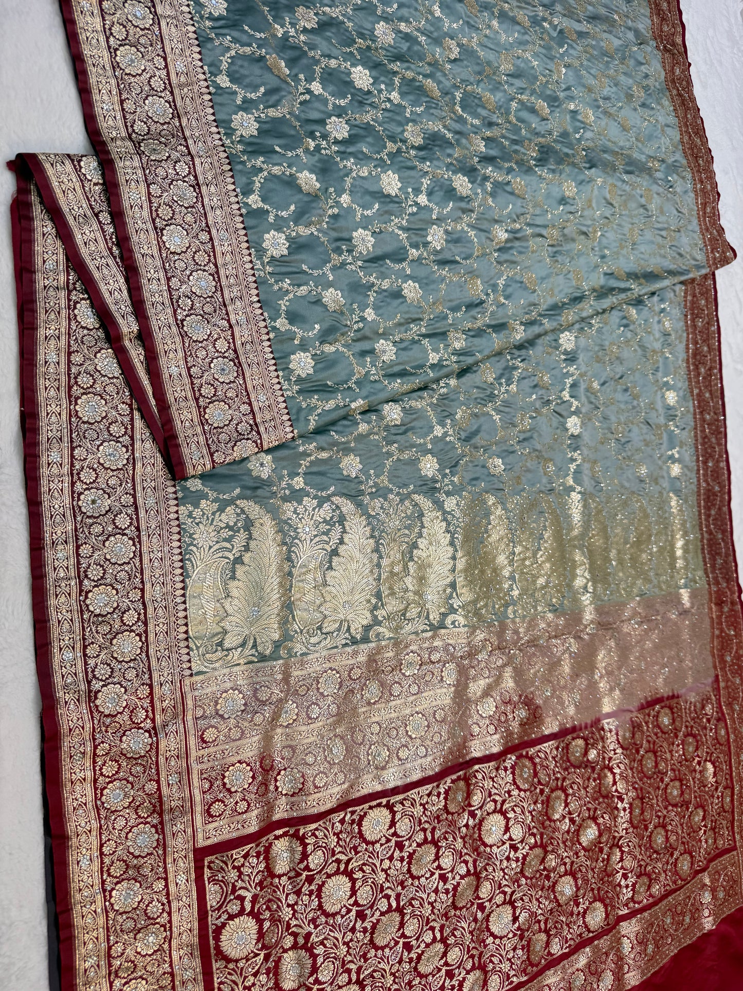 Gray maroon shade Bridal Satan katan ari & stone work Banarasi silk Saree