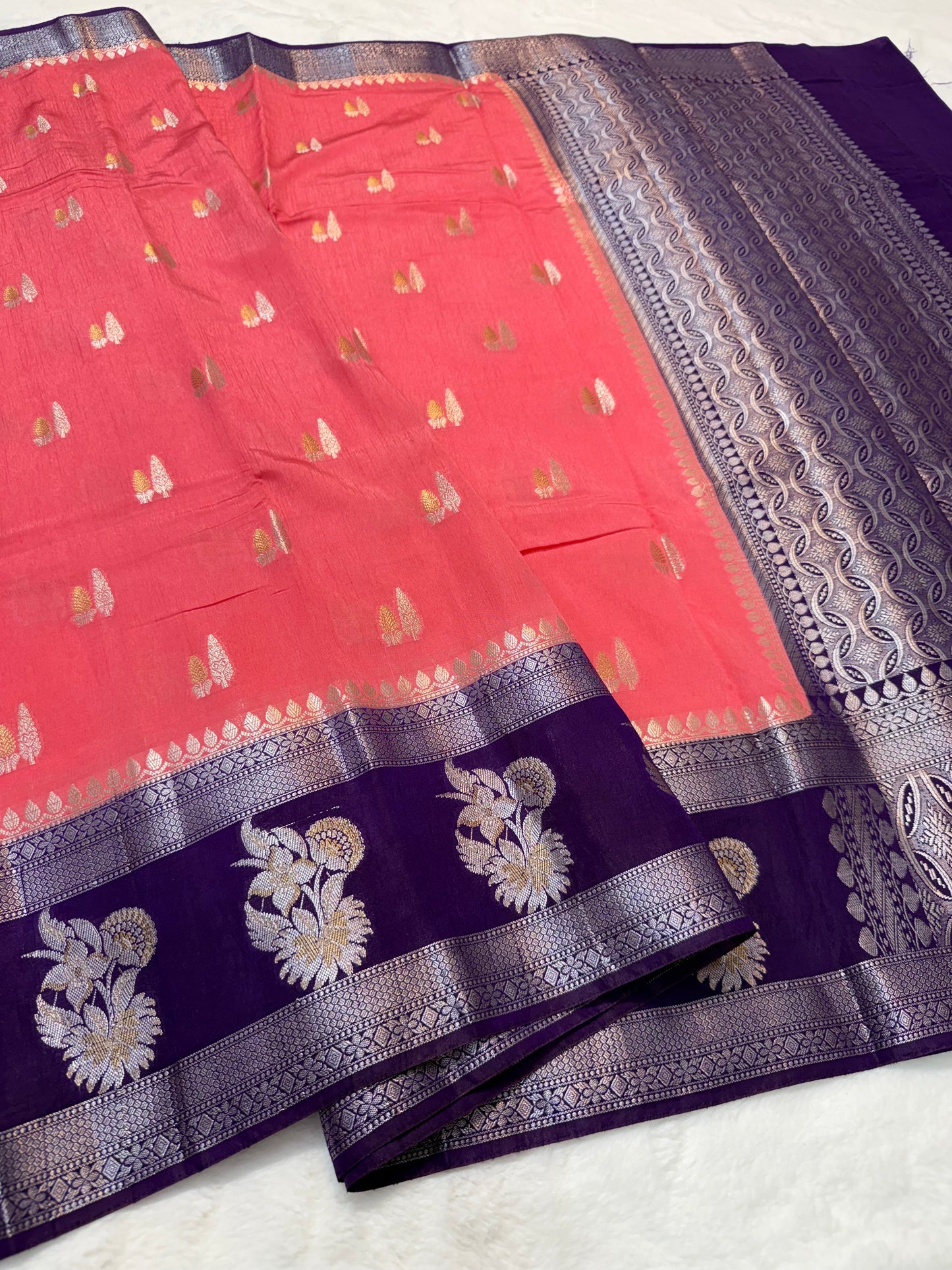 Strawberry & magenta shade raw mango Banarasi premium Banarasi saree