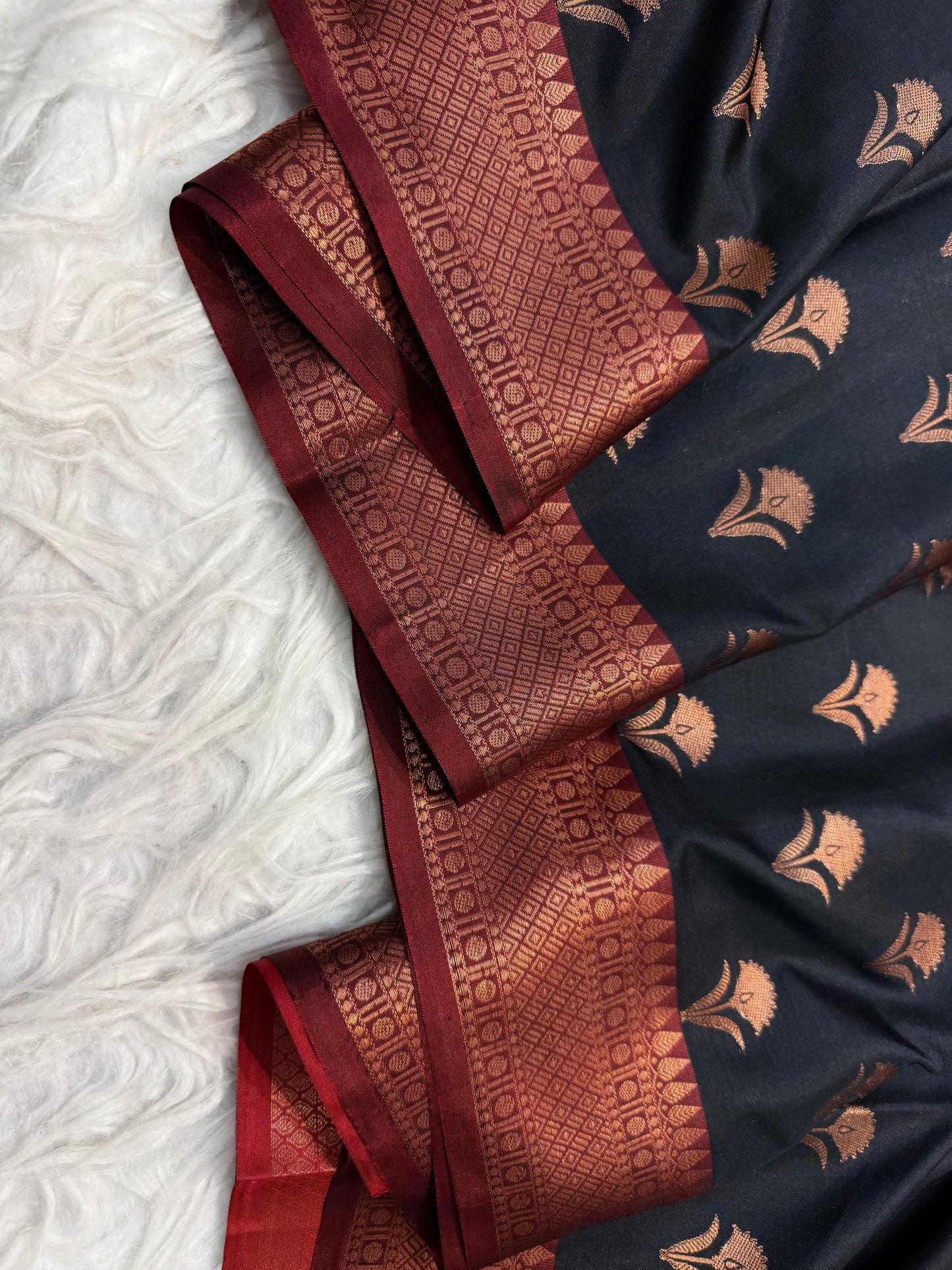 Black maroon  shade premium soft silk Banarasi saree