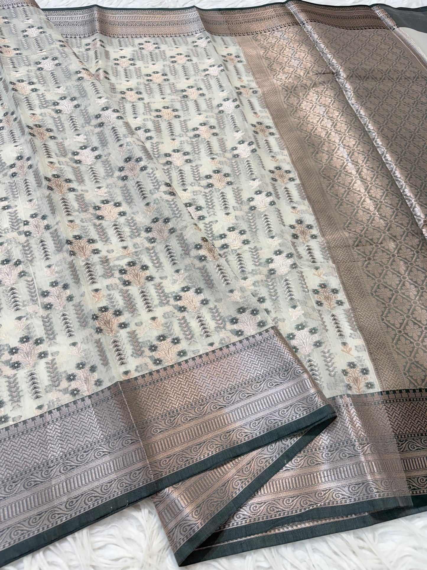 Off white & gray cotton premium Banarasi saree