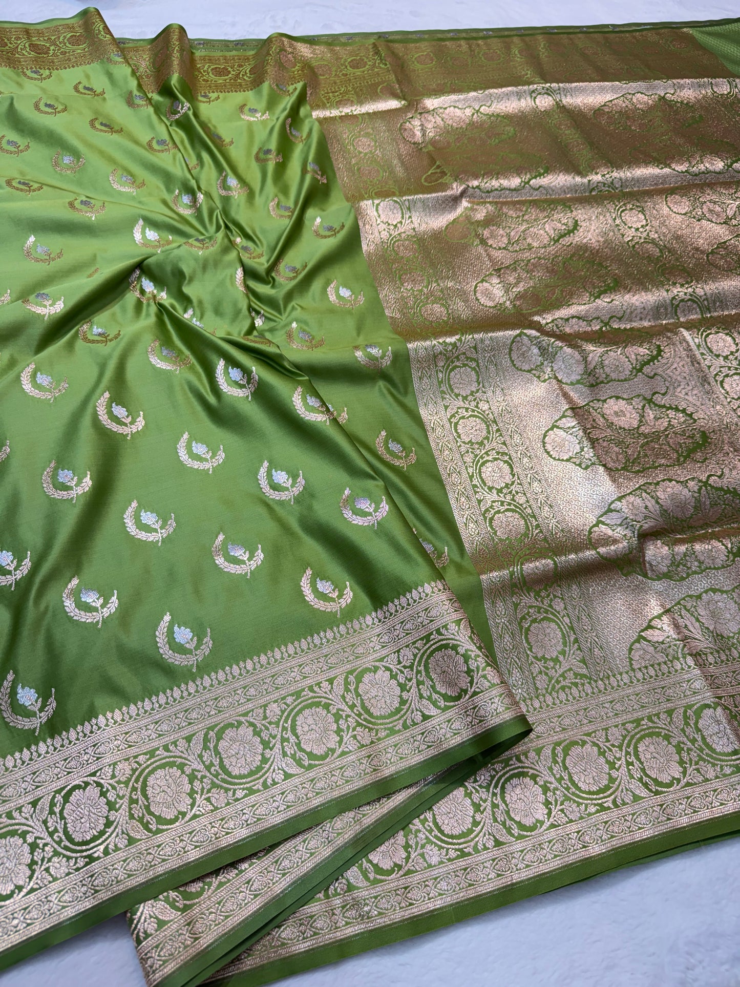 Mehandi shade satan katan premium Banarasi silk Saree