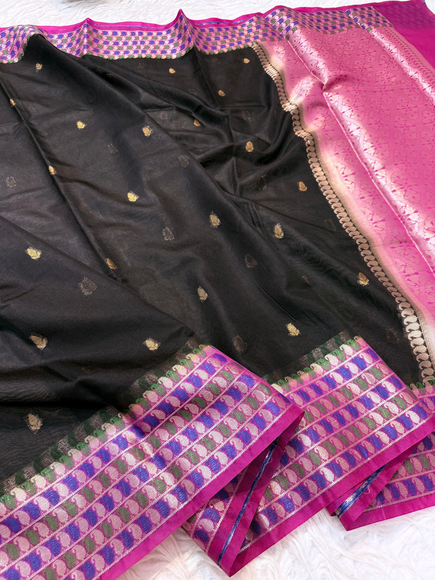 Black & royal pink shade georgette Banarasi saree