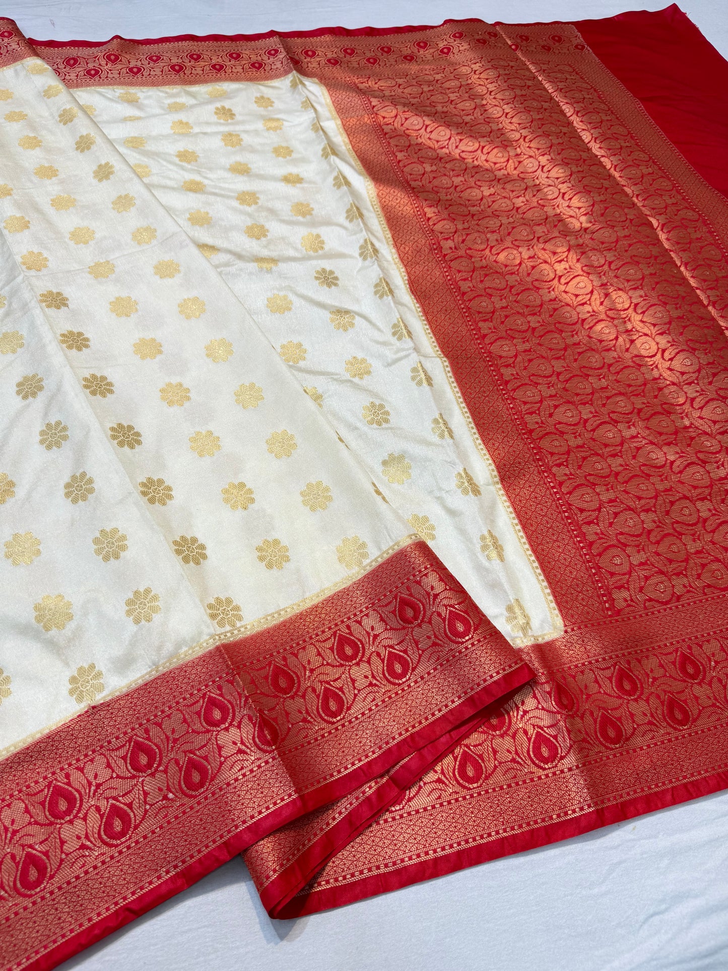 Off white & red shade  Dupion Silk premium Banarasi Saree