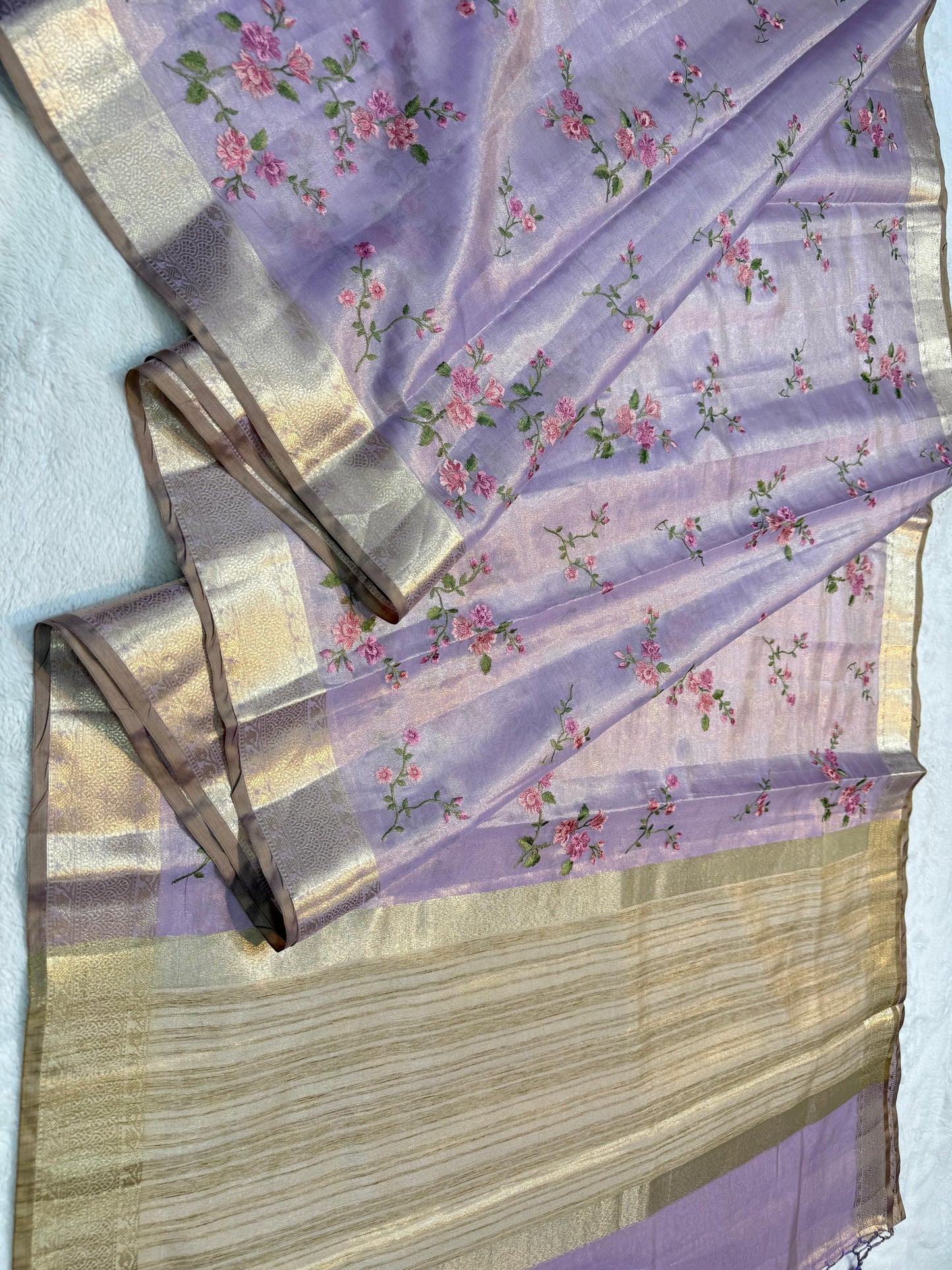 Lovender Tissue Designer Embroidery Premium Banarasi Saree