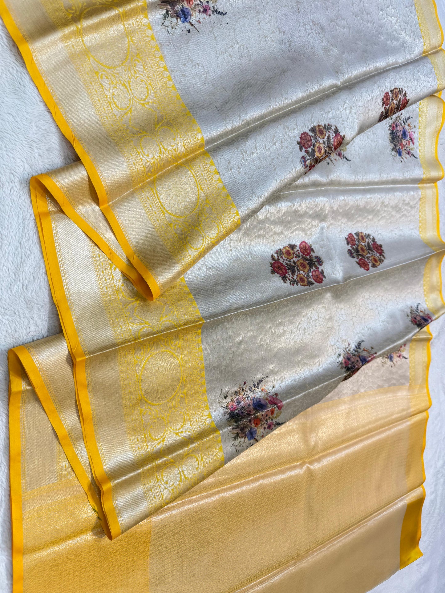 Zari Brocade Digital Print Banarasi Saree 999 1600