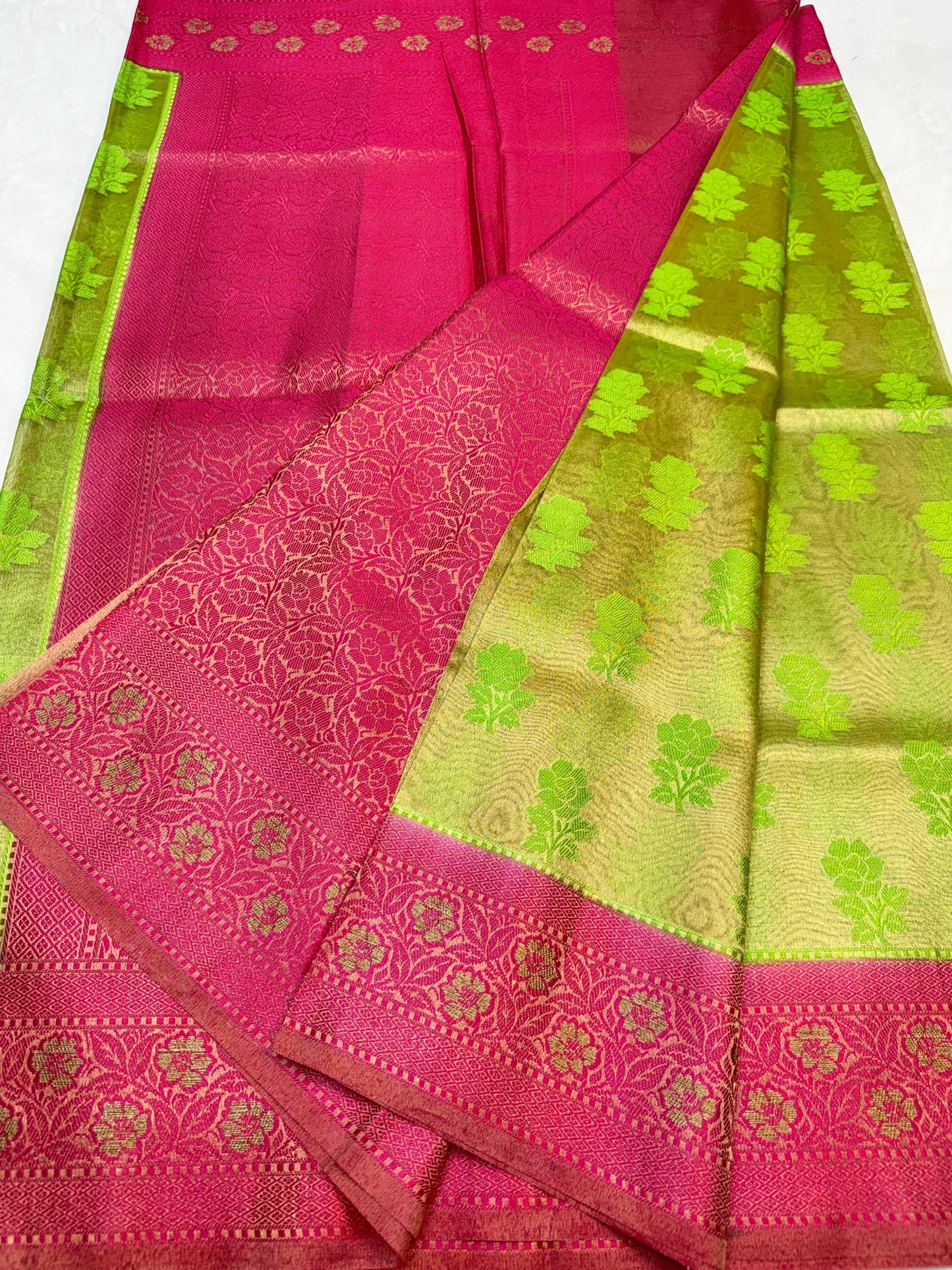Soft Tissue Silk Premium Banarasi Saree