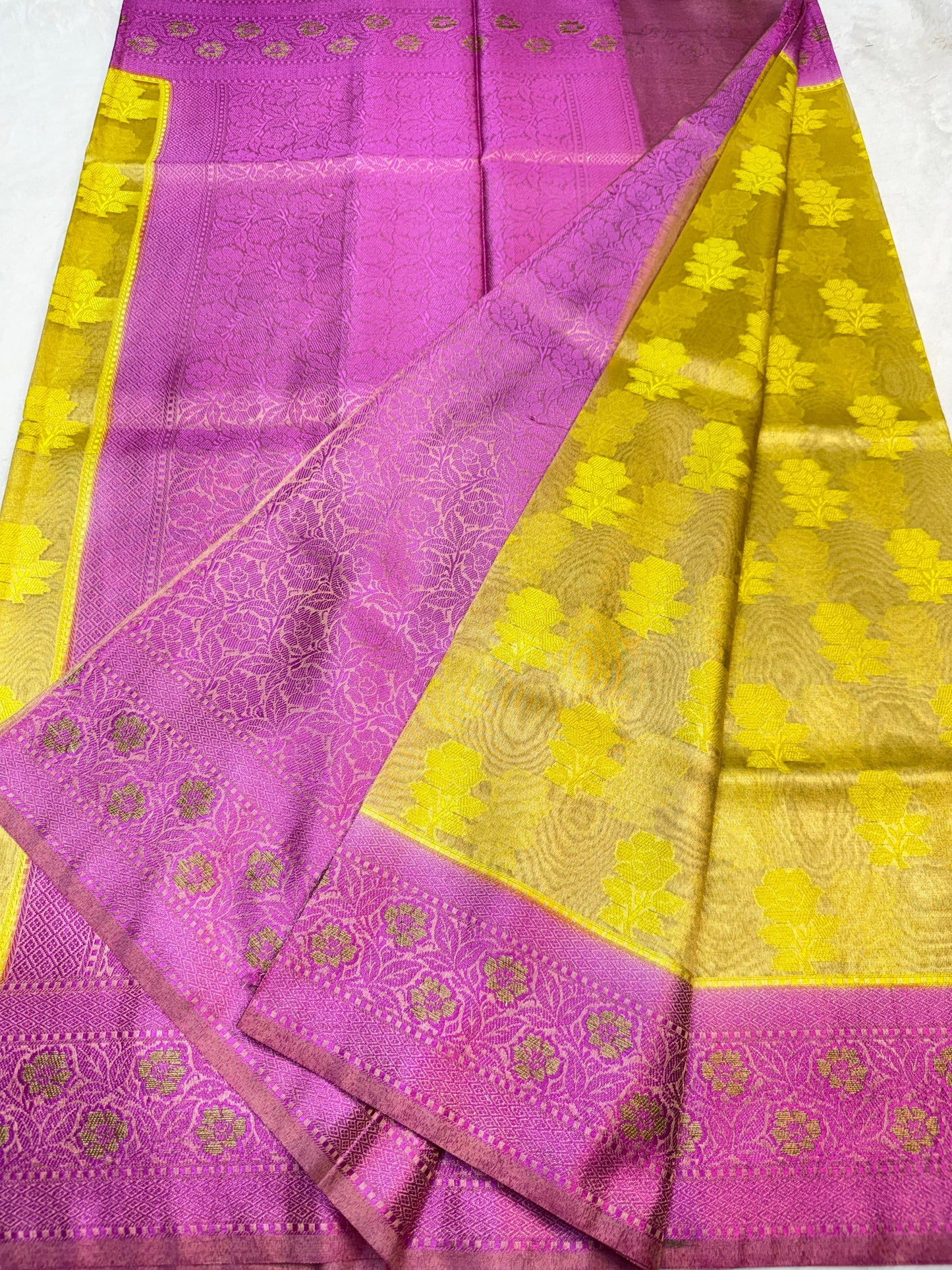 Soft Tissue Silk Premium Banarasi Saree