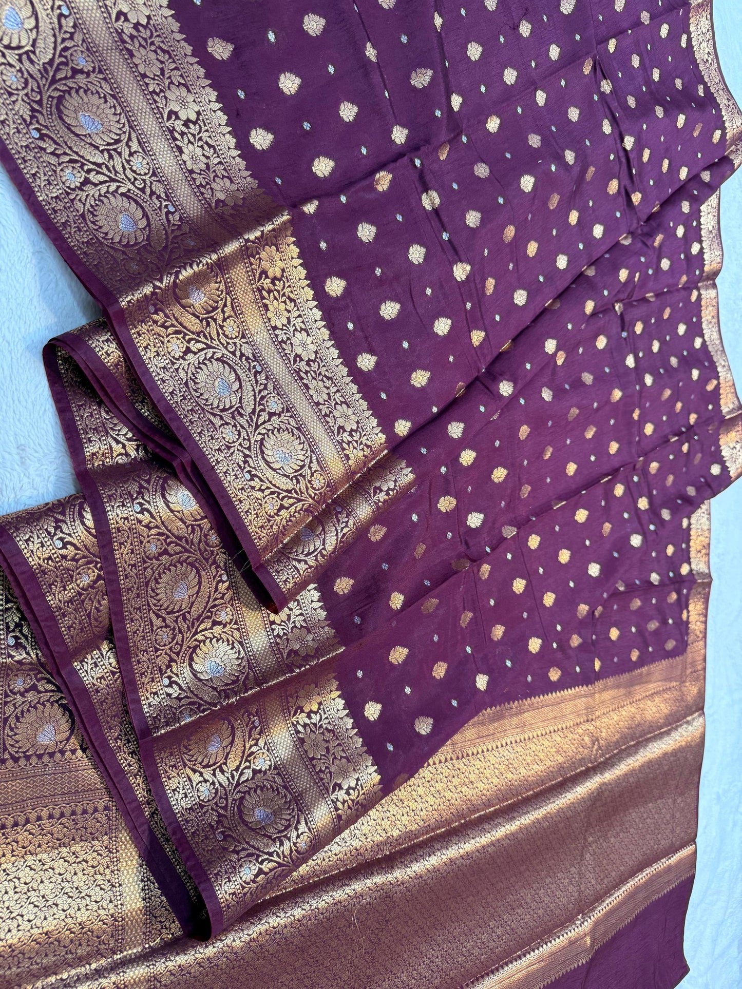 Magenta Raw Mango Premium Banarasi Saree