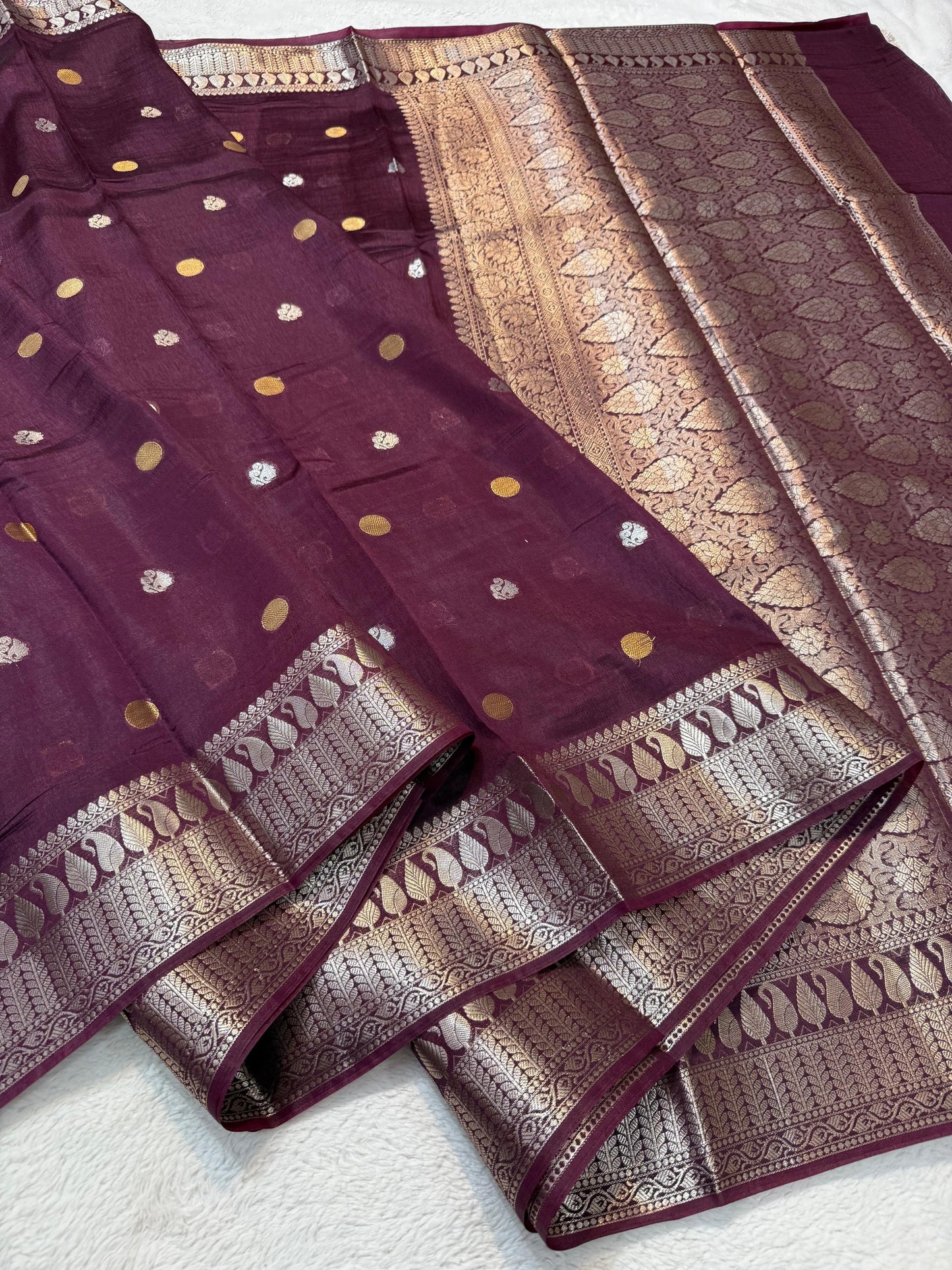 Magenta  Raw Mango Premium Banarasi Saree