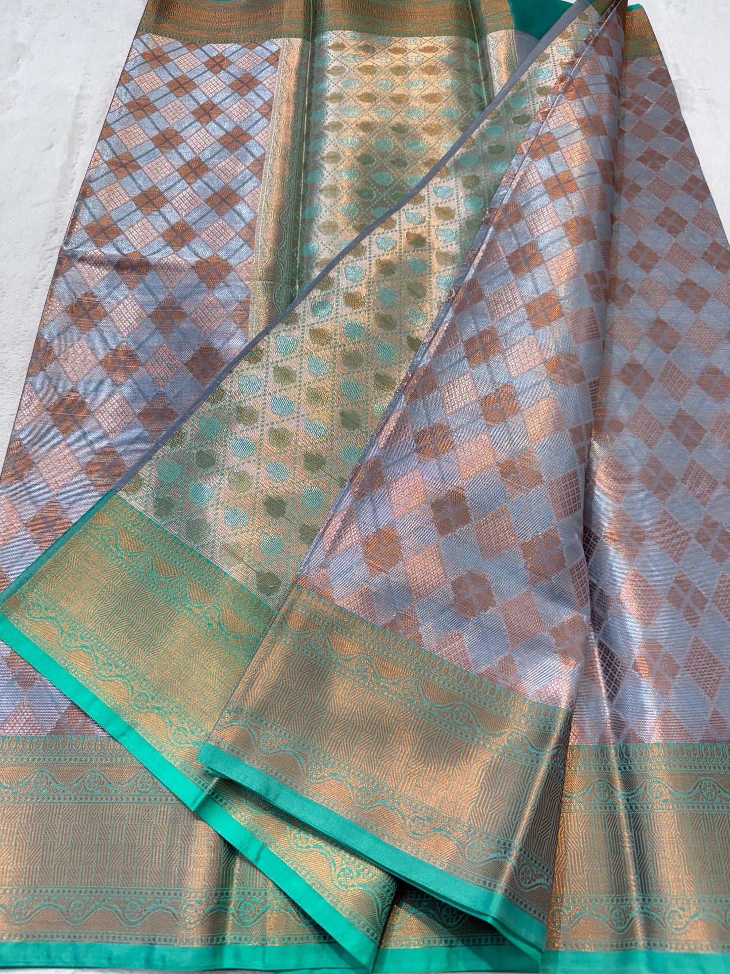 Multiple Tissue Silk Premium Banarasi Saree