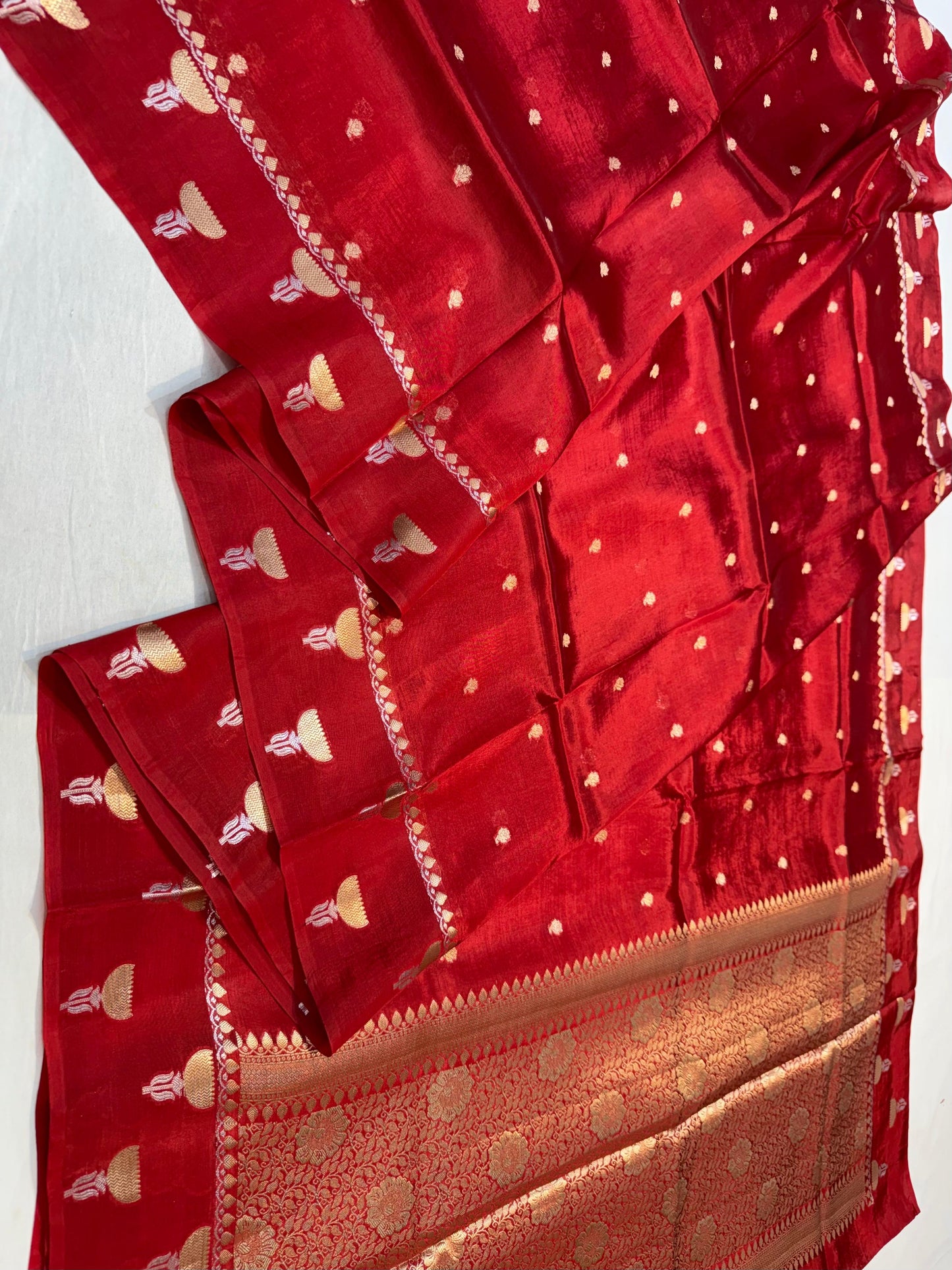 Maroon Red Viscose Silk Premium Banarasi Saree