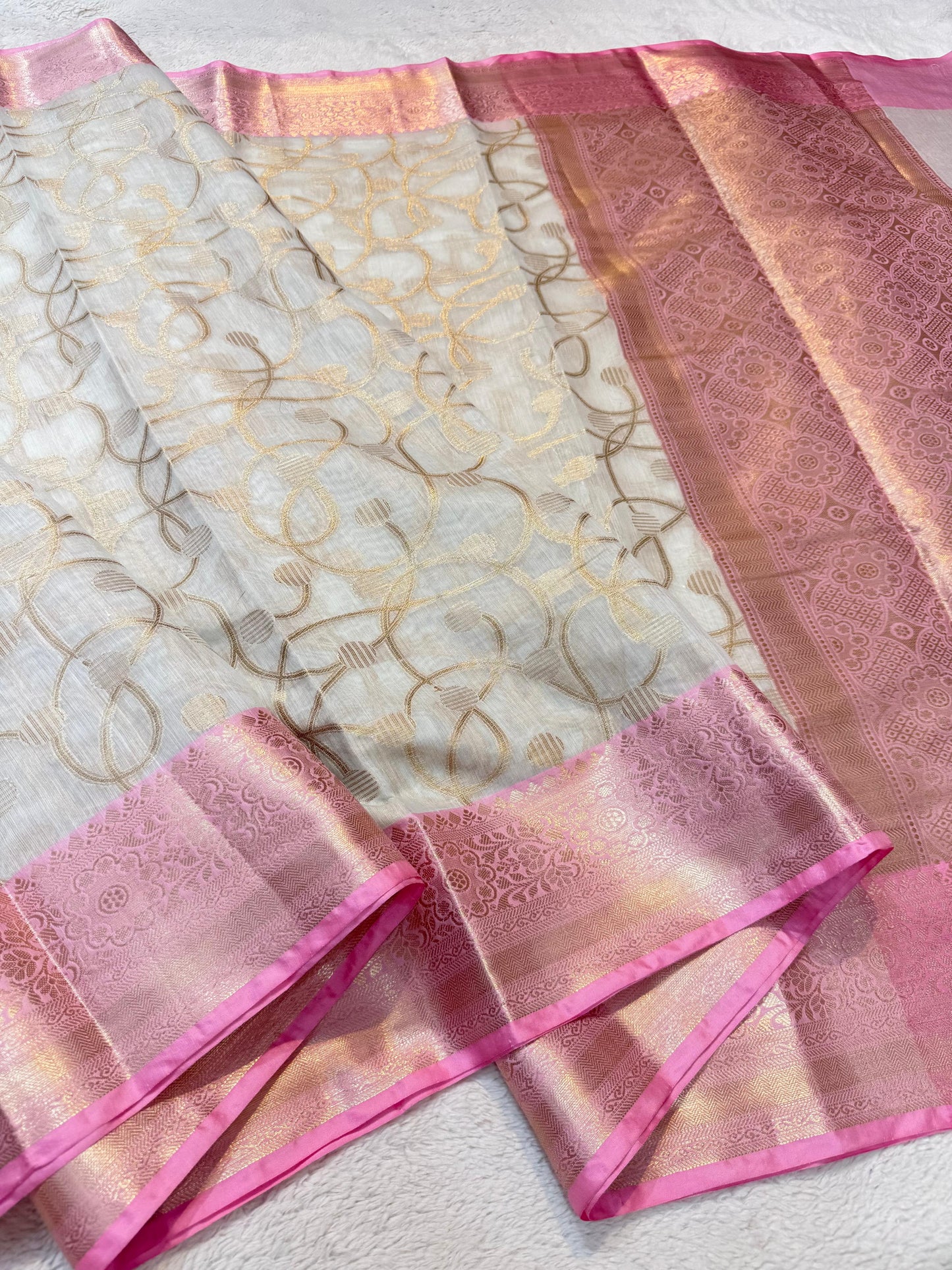 Pink Cotton Silk Premium Banarasi Saree
