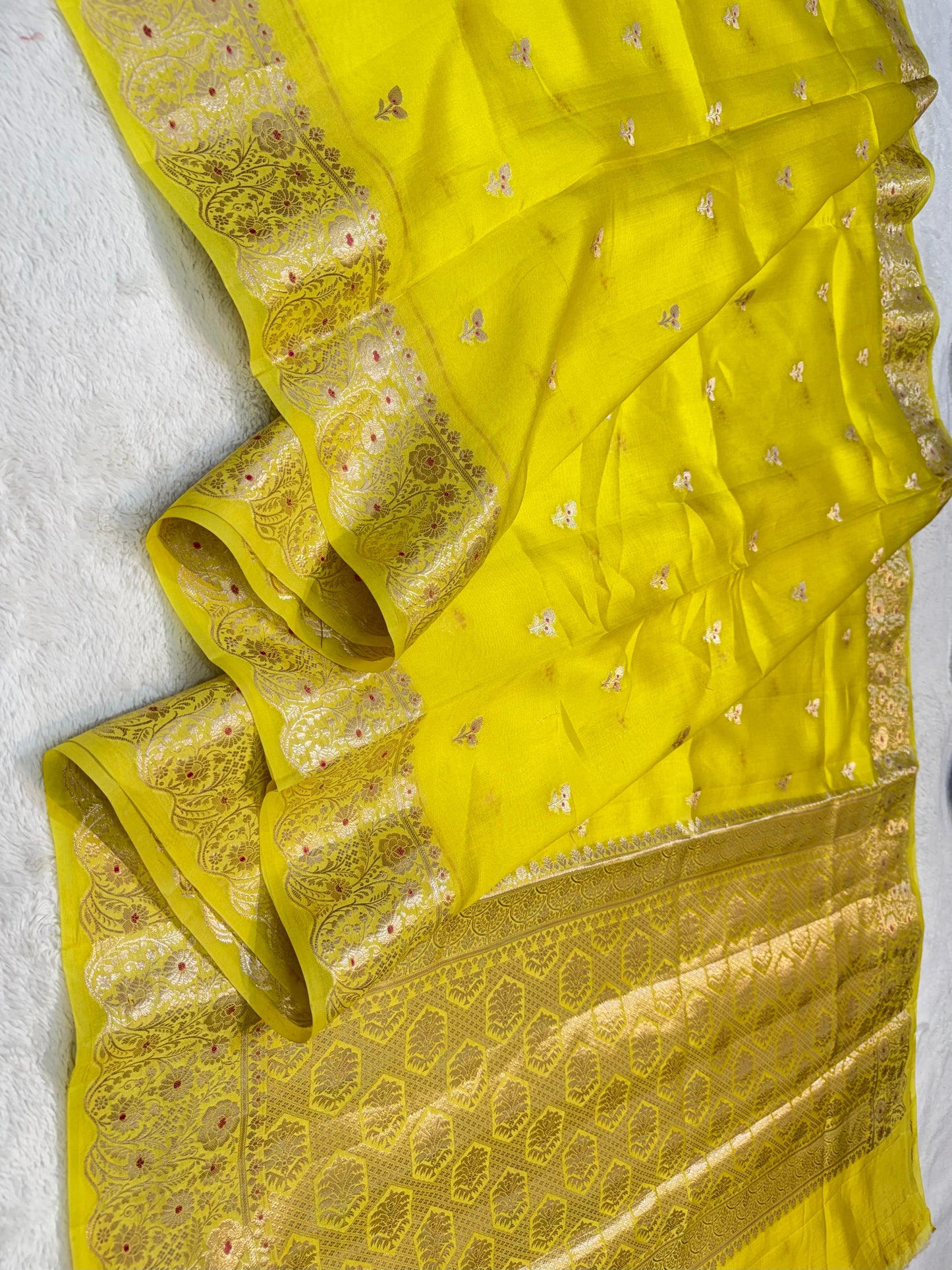 Gold Shade Pure Green Mango Premium Banarasi Silk Saree