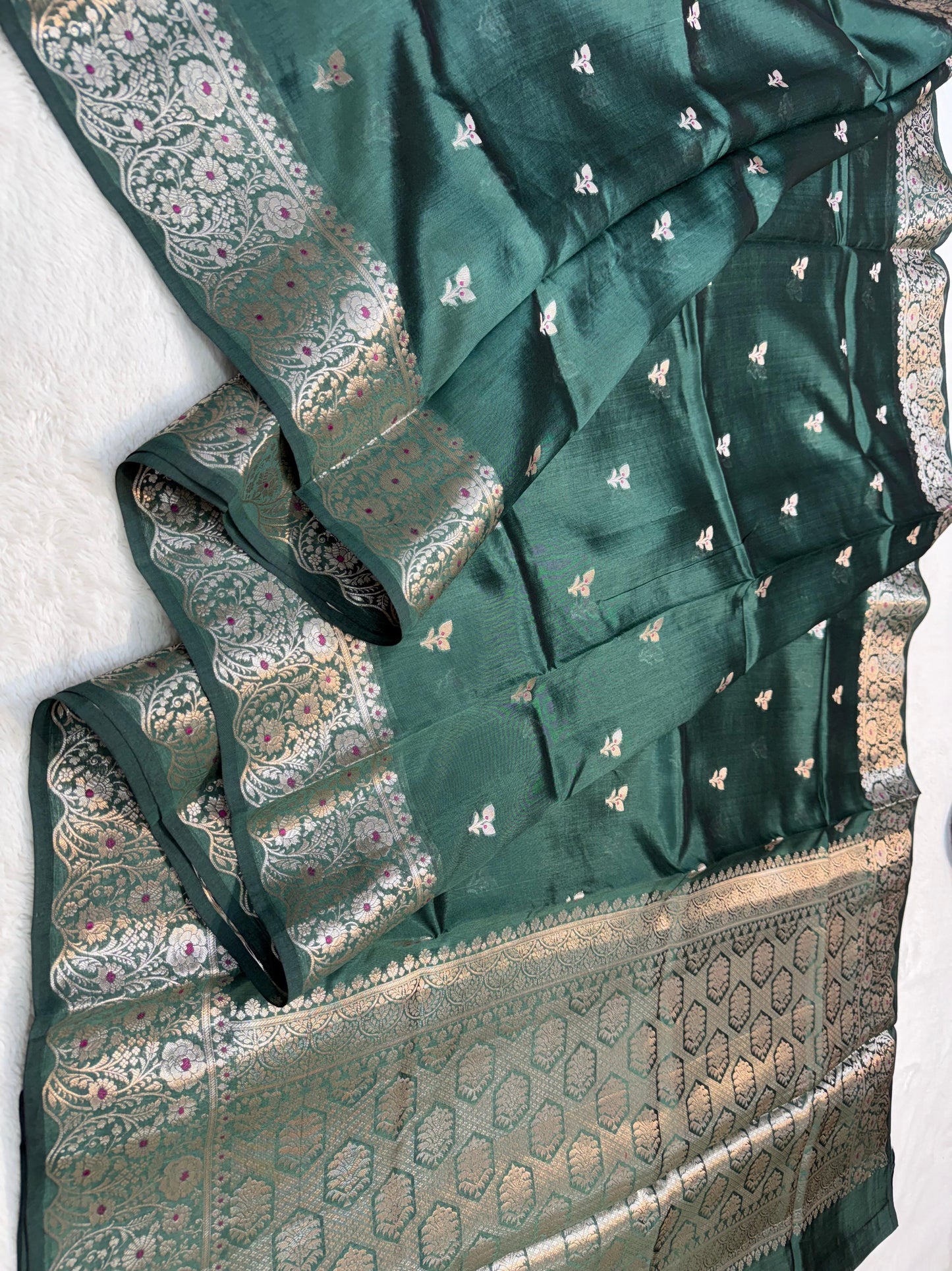 Bottle Green Shade Pure Green Mango Premium Banarasi Silk Saree