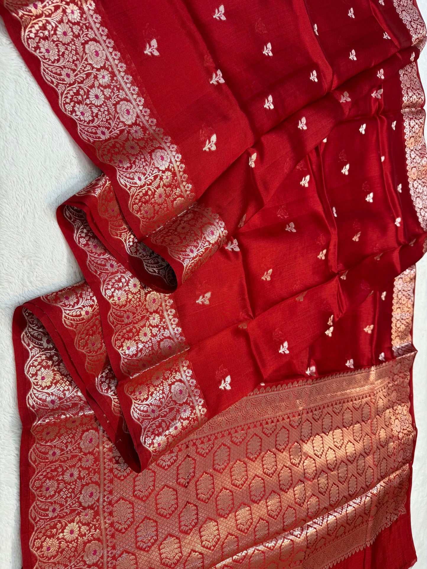 Red Shade Pure Green Mango Premium Banarasi Silk Saree