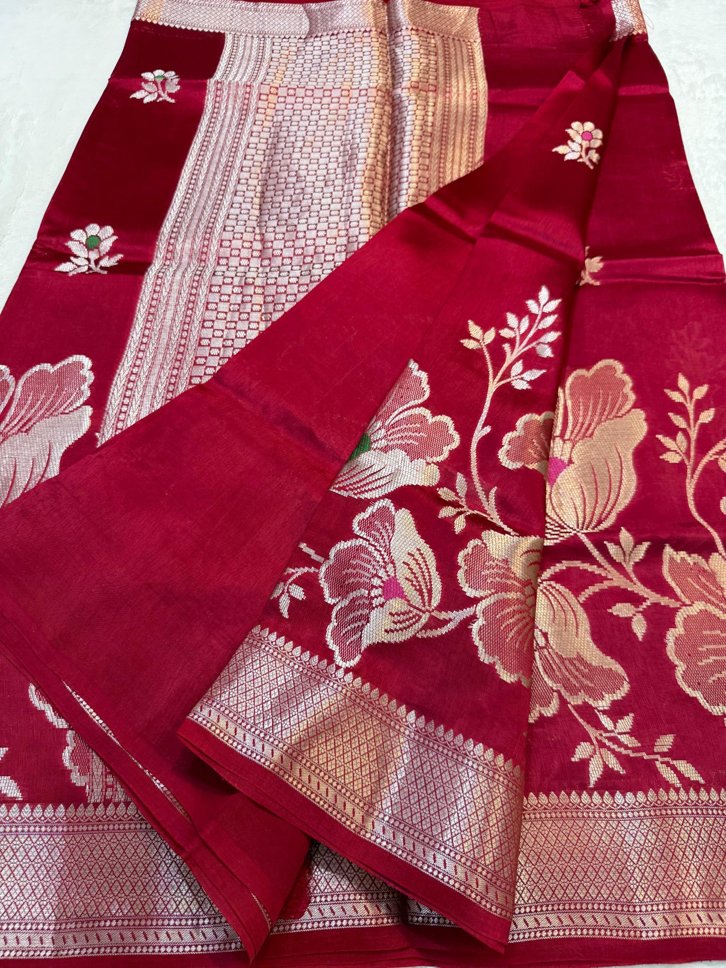 Maharani Shade Pure Viscose Premium Banarasi Silk Saree