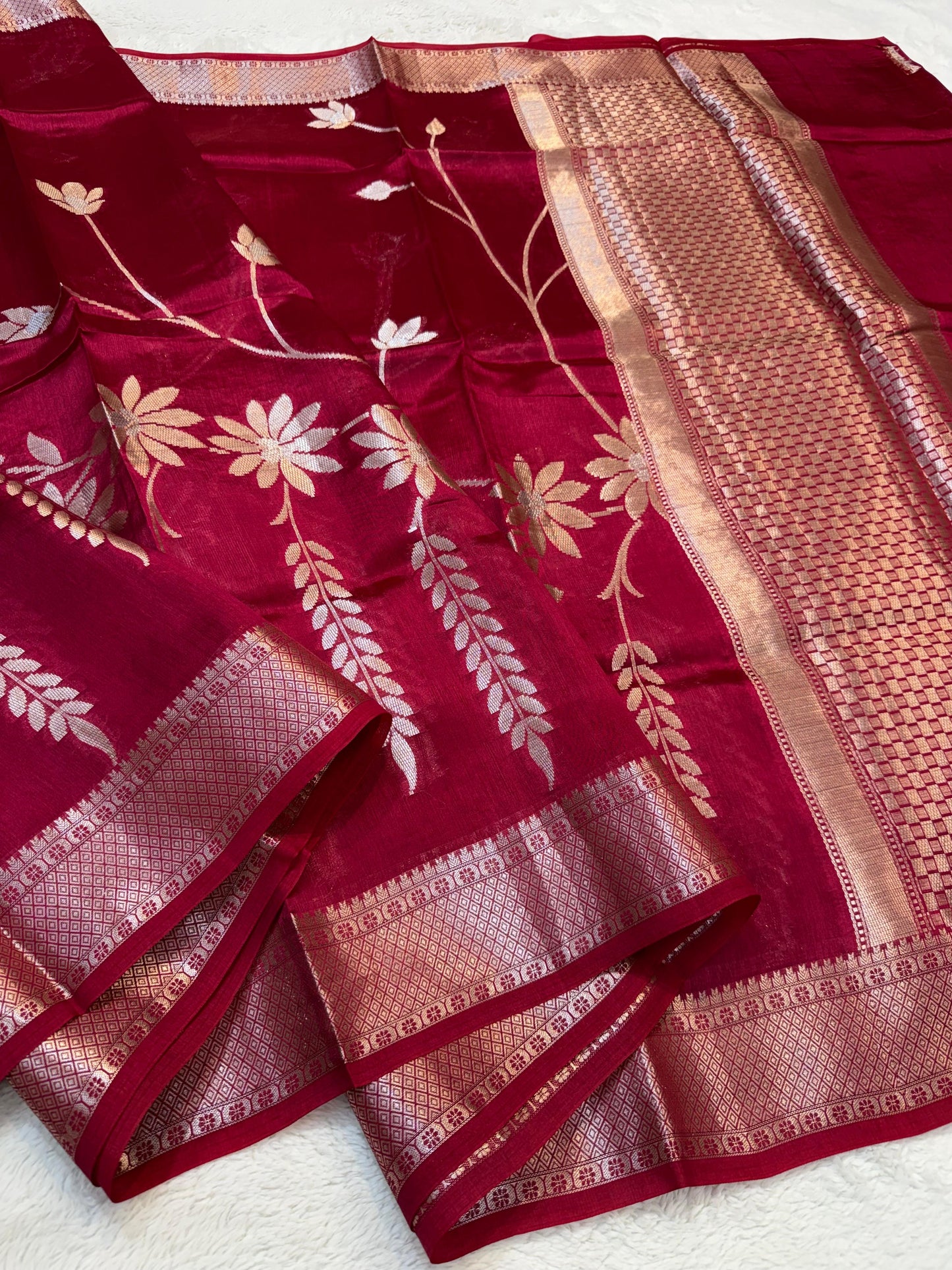 Maharani Shade Pure Viscose Premium Banarasi Silk Saree
