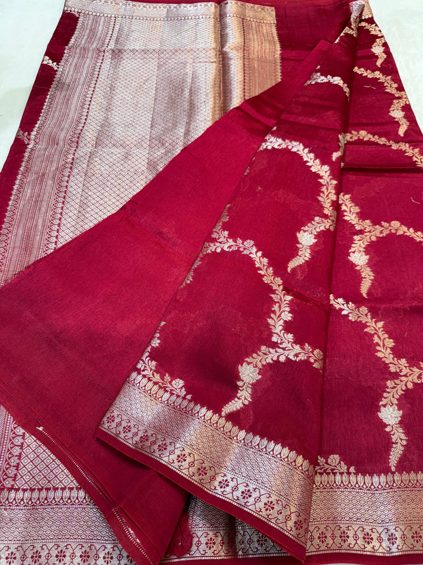 Rani Shade Pure Viscose Premium Banarasi Silk Saree