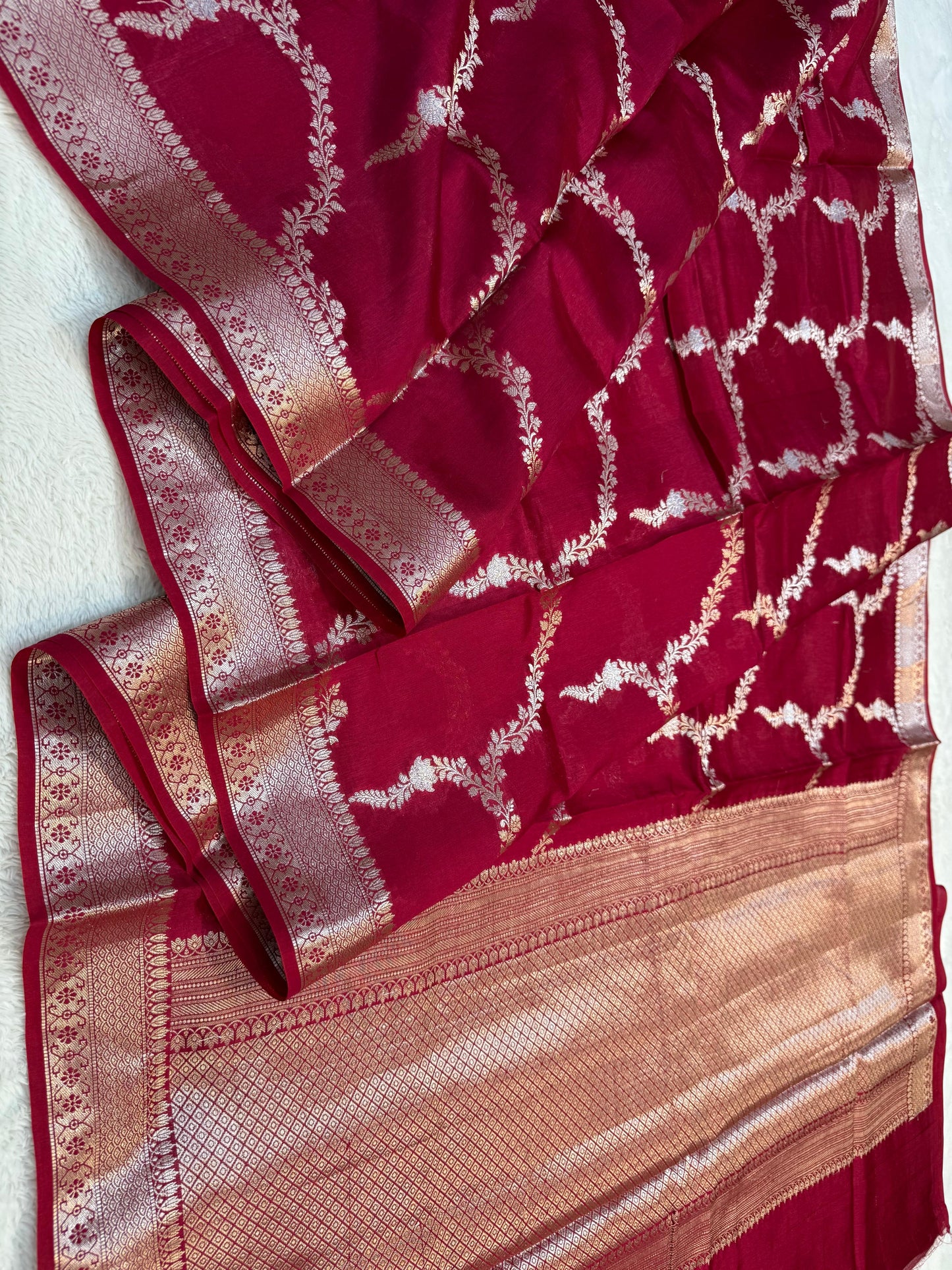 Rani Shade Pure Viscose Premium Banarasi Silk Saree