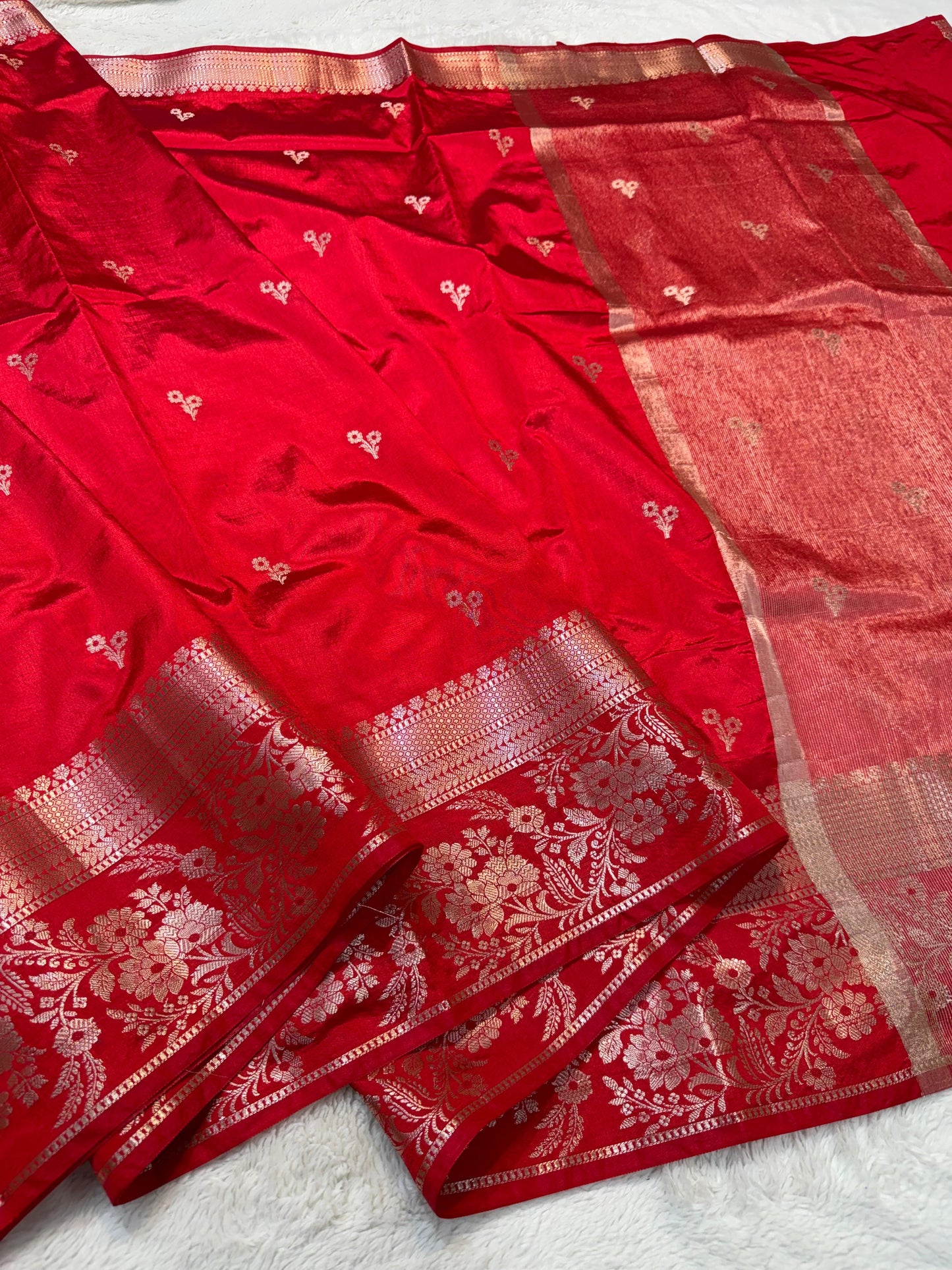 Red Soft Silk Premium Banarasi Saree