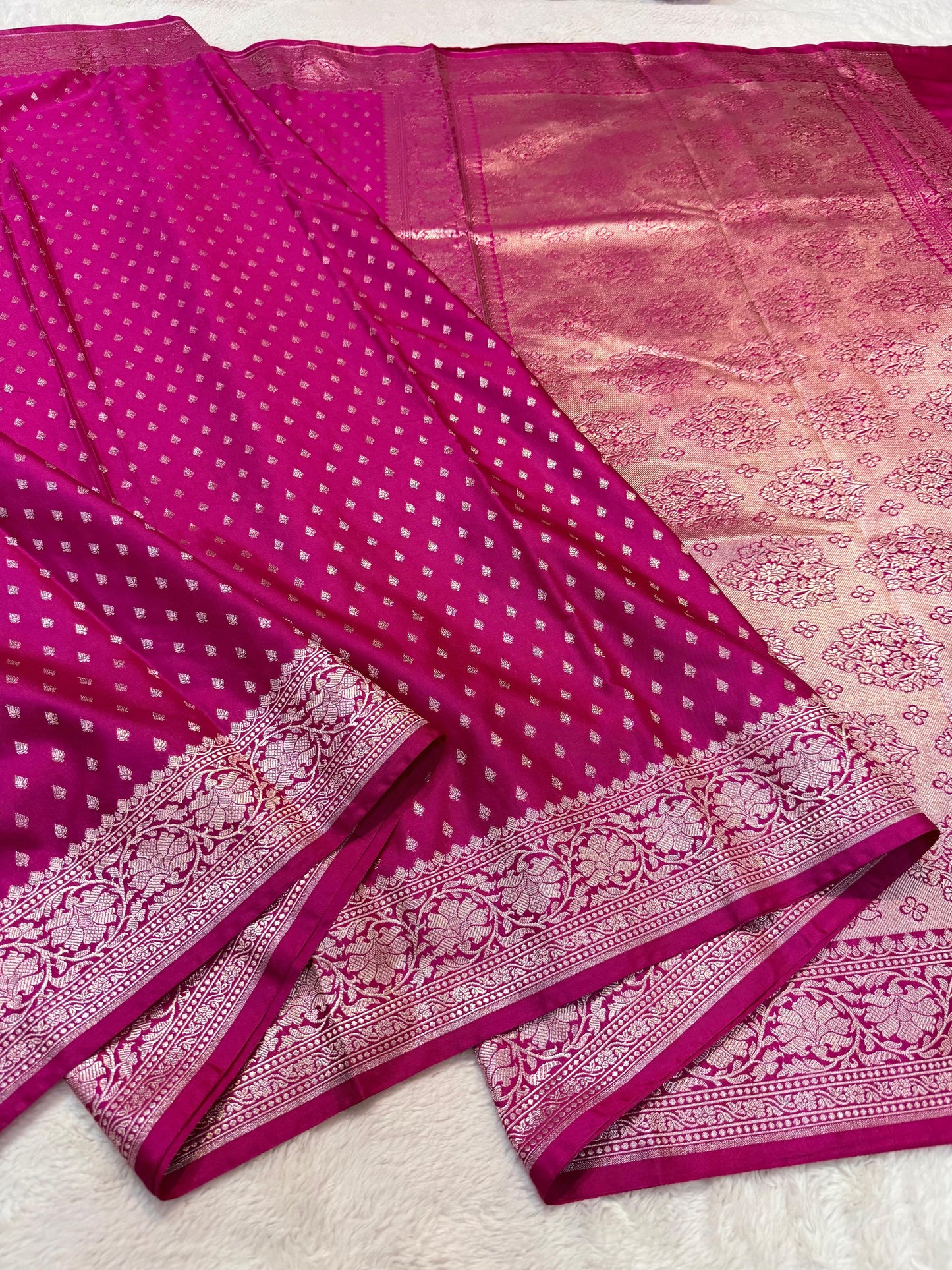 Deep Magenta  Semi Mashru Banarasi Saree