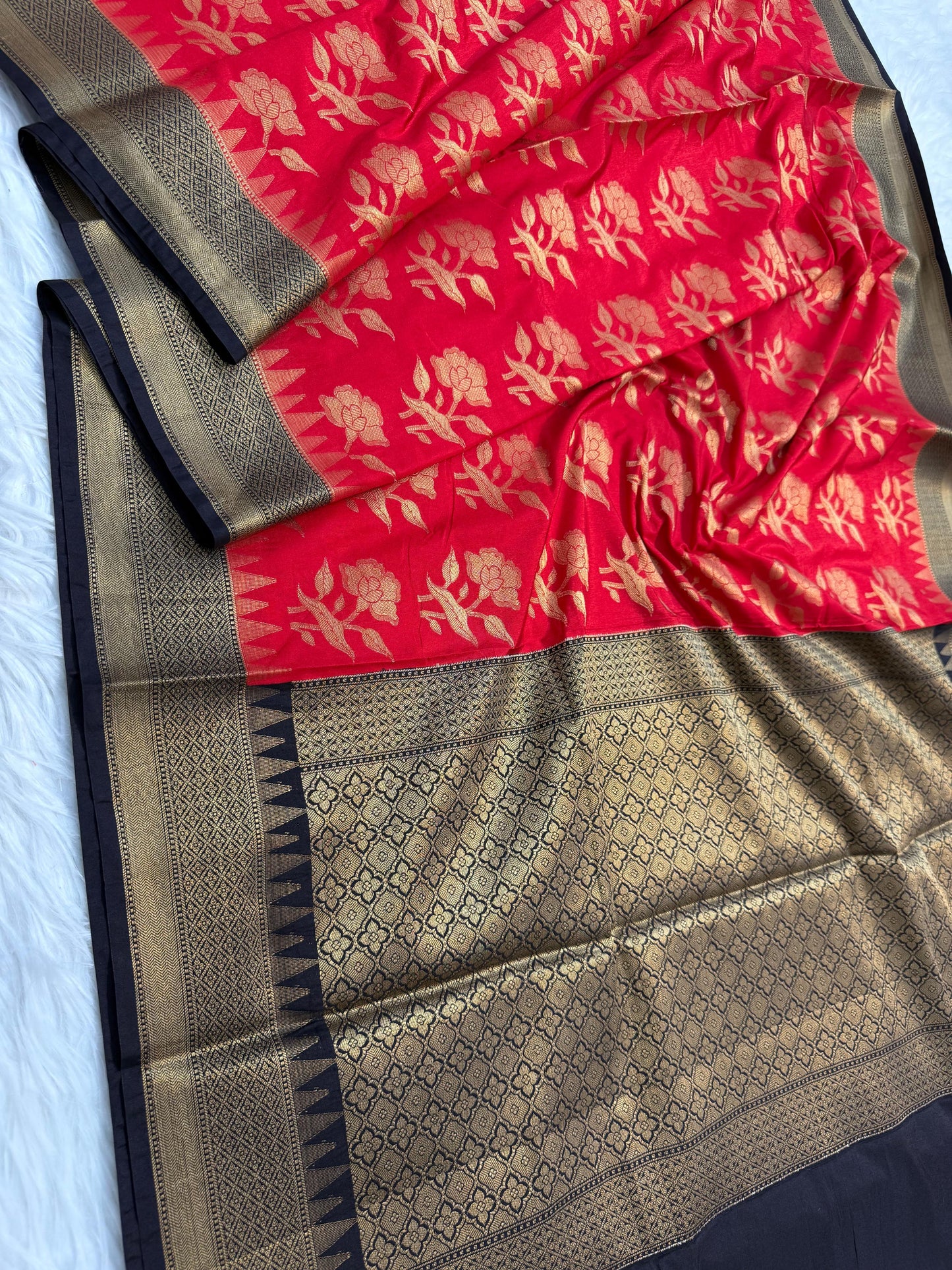 Red And Black Dupion Silk Premium Banarasi Saree