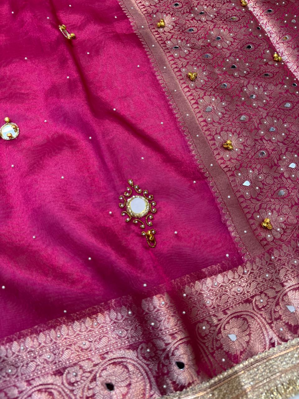 Maharani Tissue Ghungaroo Mirror Handwork With Lace Premium Banarasi Saree