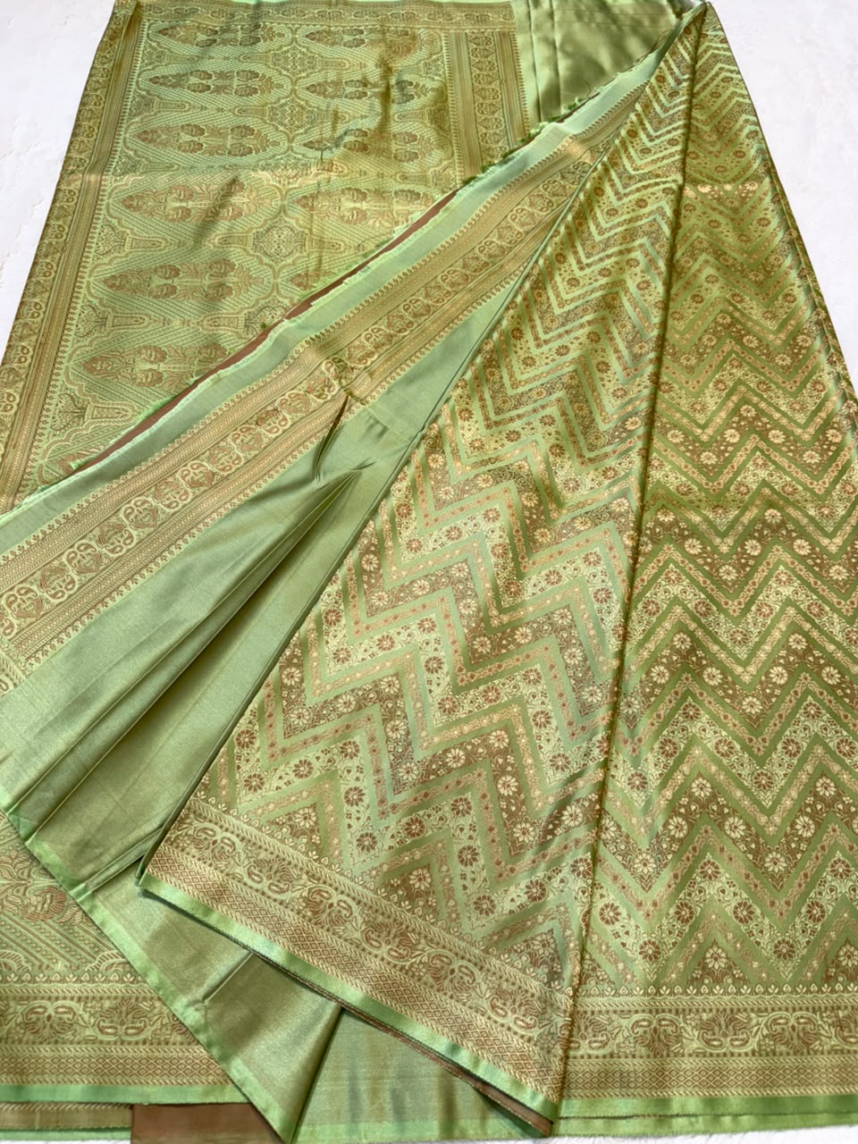 Pista Green Jamewar Katan Premium Banarasi Saree