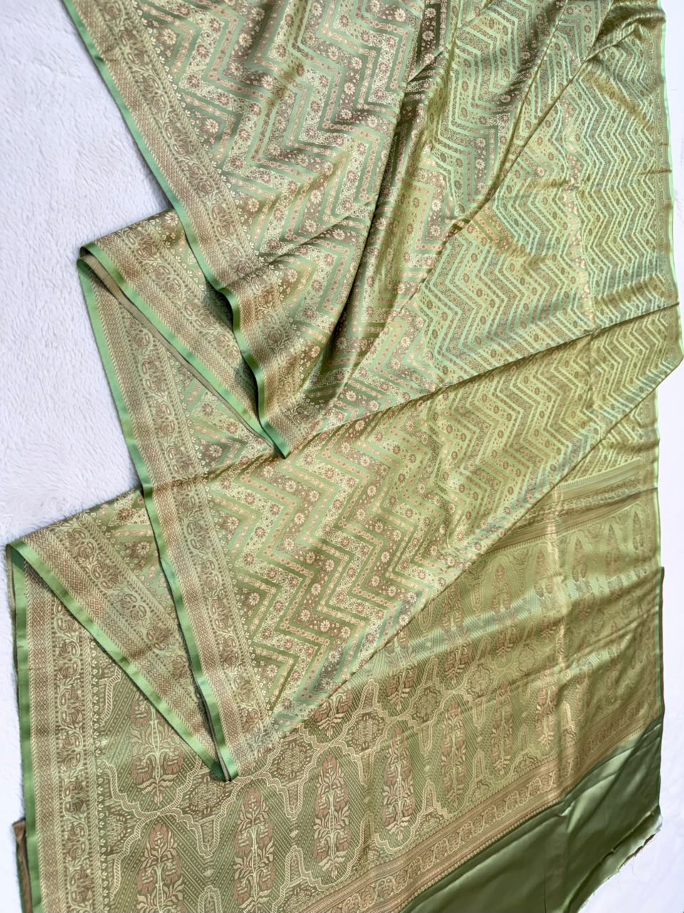 Pista Green Jamewar Katan Premium Banarasi Saree