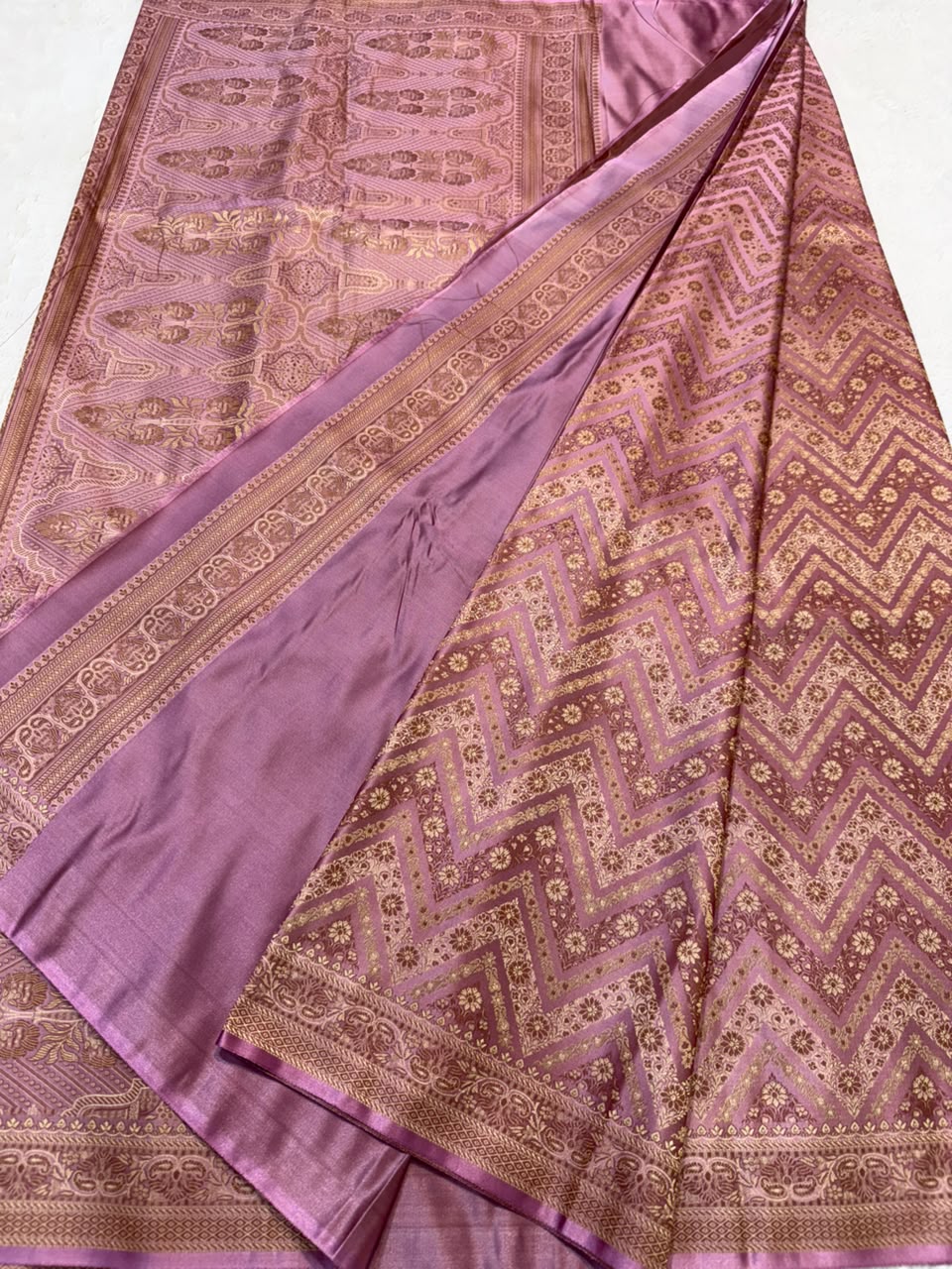 Lovender Jamewar Katan Premium Banarasi Saree