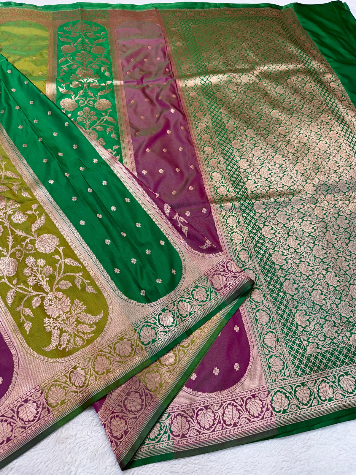 Rangkat Katan Premium Banarasi Saree