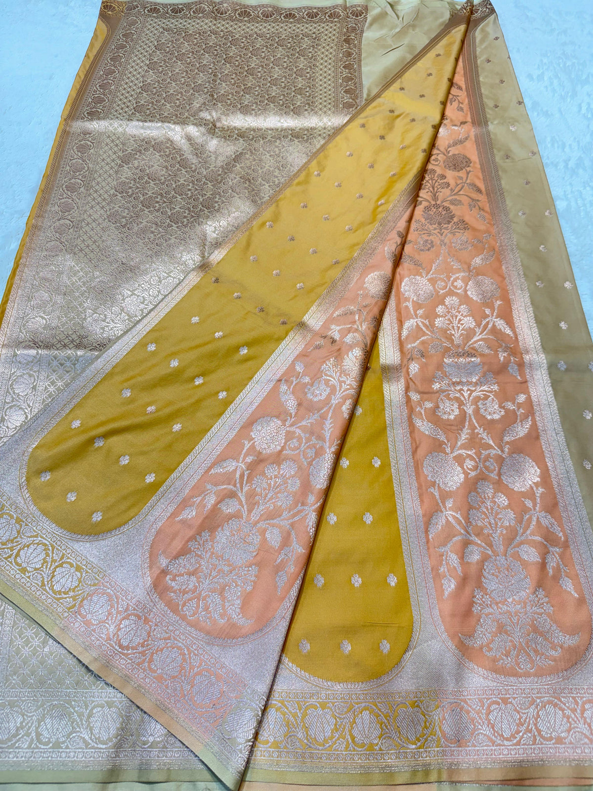 Rangkat Katan Premium Banarasi Saree