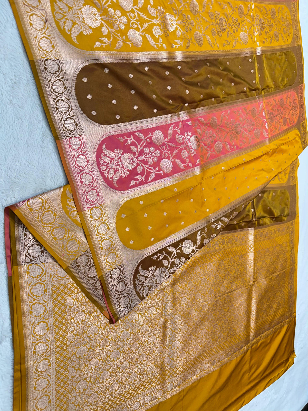 Rangkat Katan Premium Banarasi Saree