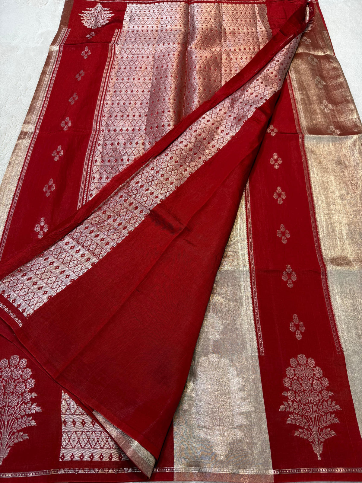 Raw Mango Rangkat Premium Banarasi Saree