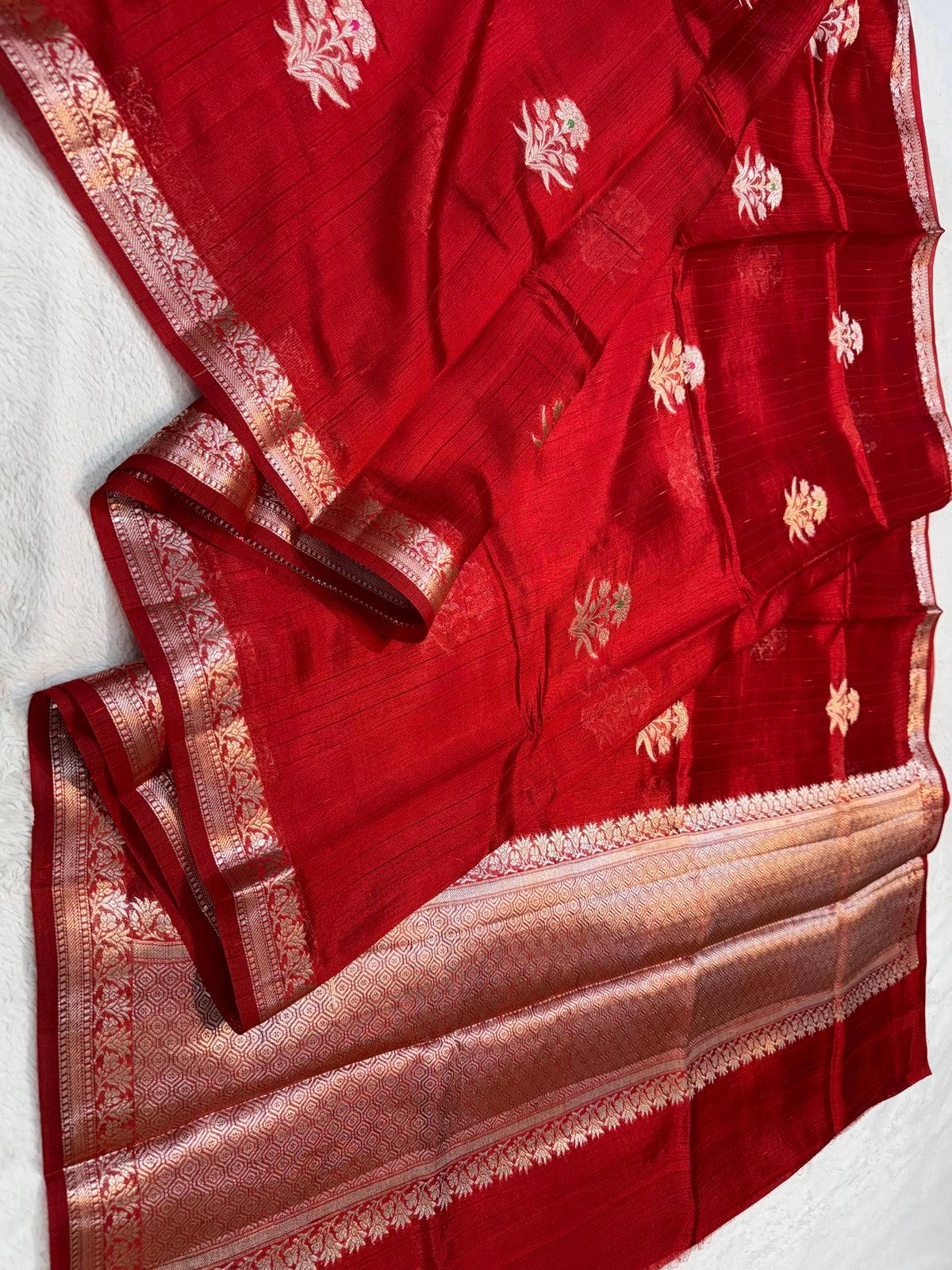 Maroon Pure Mulberry Silk Zari Woven Buta With Resham Meena Banarasi Saree